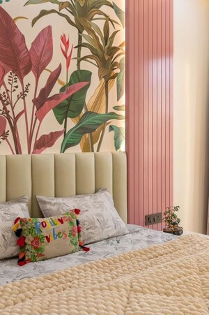 Bedroom in 5 BHK Villa at Malviya Nagar – for Sale