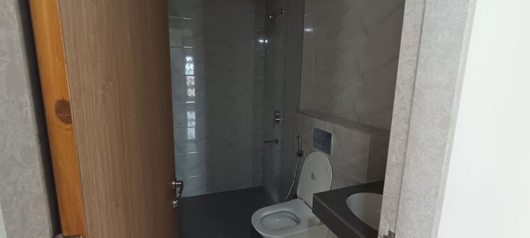 Bathroom, lodha-bellagio 2 Bedroom 780 Sq.Ft. Apartment In Powai Mumbai 10486819