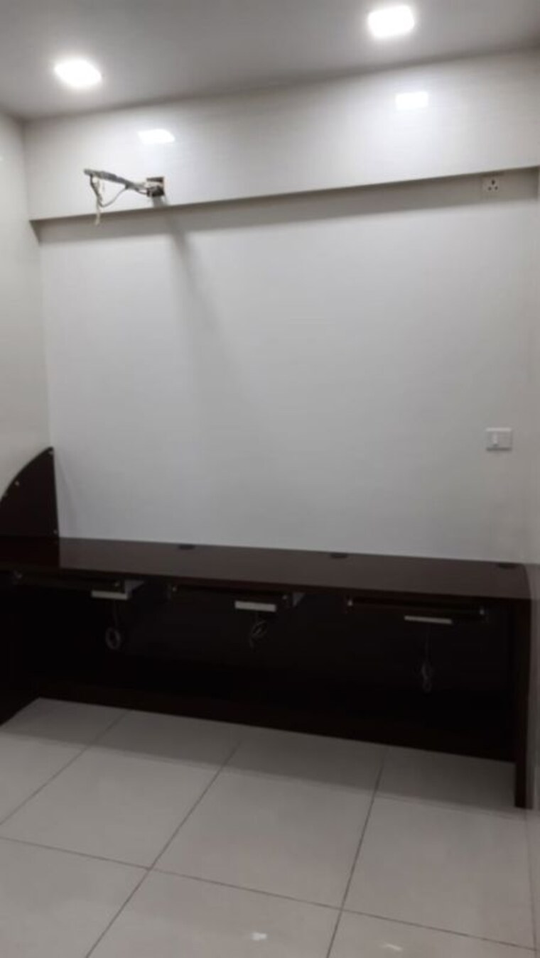 undefined, ayojan nagar Commercial Office Space 490 Sq.Ft. In Ayojan Nagar Ahmedabad 10486828