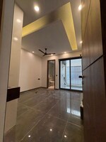 3 BHK + Servant Room 204 Sq.Yd. Builder Floor in Sector 51