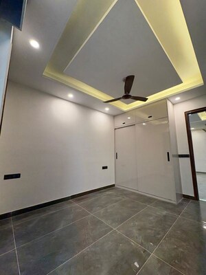 Kitchen in 3 BHK Builder Floor at Sector 51 – for Rent