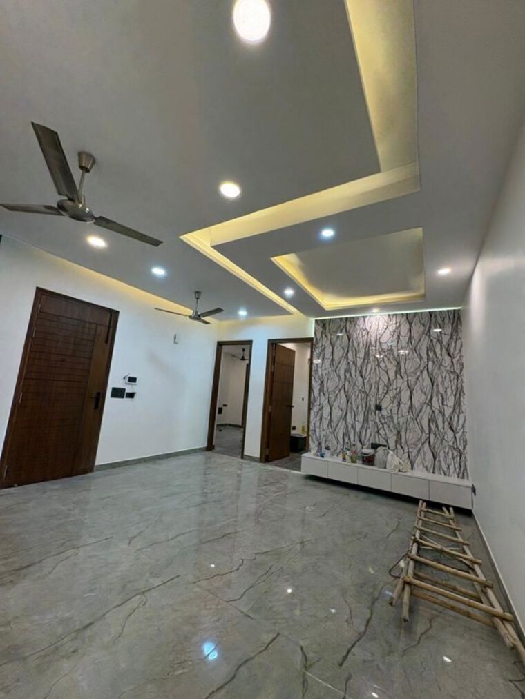 Team Area, sector 51 3 Bedroom 204 Sq.Yd. Builder Floor In Sector 51 Gurgaon 10486862