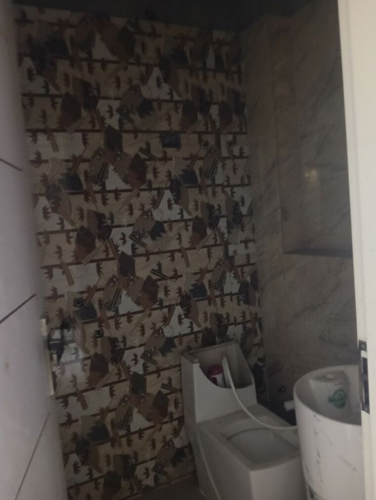 Bathroom, baraula 2 Bedroom 700 Sq.Ft. Builder Floor In Baraula Noida 10486870