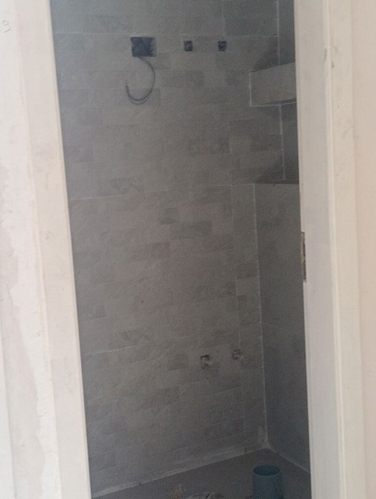 Balcony, baraula 2 Bedroom 700 Sq.Ft. Builder Floor In Baraula Noida 10486870