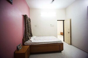 Bedroom in 6 BHK Independent House at Ellisbridge – for Sale