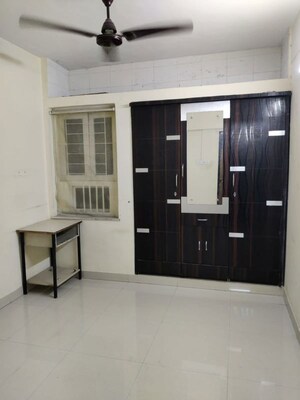 2 BHK Apartment For Rent in Vasant Vihar