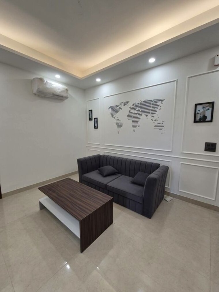 Living Room, freedom fighters enclave 2 Bedroom 800 Sq.Ft. Apartment In Freedom Fighters Enclave Delhi 10486928