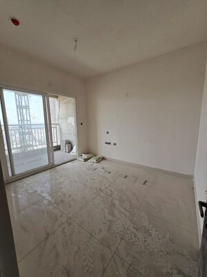 Room in 3 BHK Apartment at Candeur Crescent, Serilingampally – for Sale