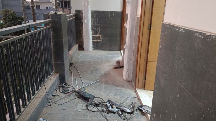 Living Room, sector 73 3 Bedroom 1510 Sq.Ft. Builder Floor In Sector 73 Noida 10486968