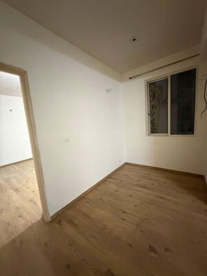 Room in 2.5 BHK Apartment at Experion The Heart Song, Sector 108 – for Sale