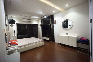 Bedroom in 4 BHK Independent House at Ellisbridge – for Sale