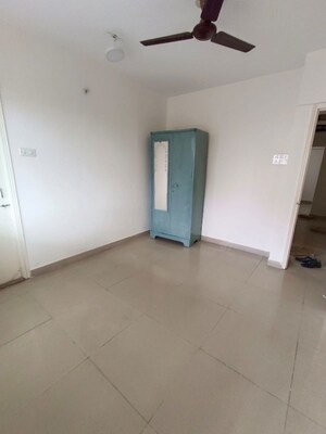 Room in 3 BHK Apartment at Shubhashree Apartmaent Akurdi, Akurdi – for Rent