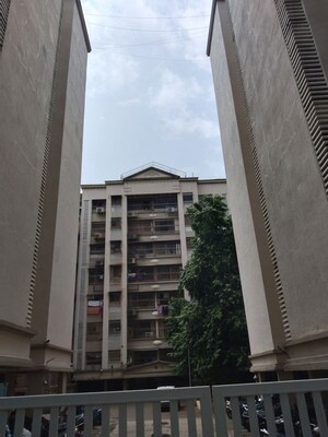 1 BHK Apartment For Rent in Rustomjee Regal, Dahisar West