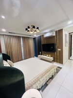 3.5 BHK 1600 Sq.Ft. Apartment in Sector 82 A
