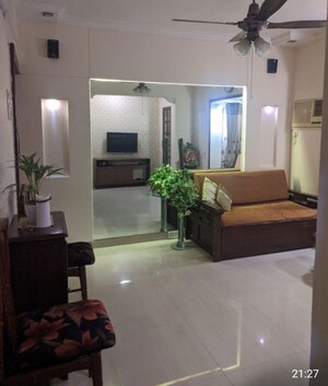 Living Room in 2 BHK Apartment at Jumbo Darshan, Andheri East – for Rent