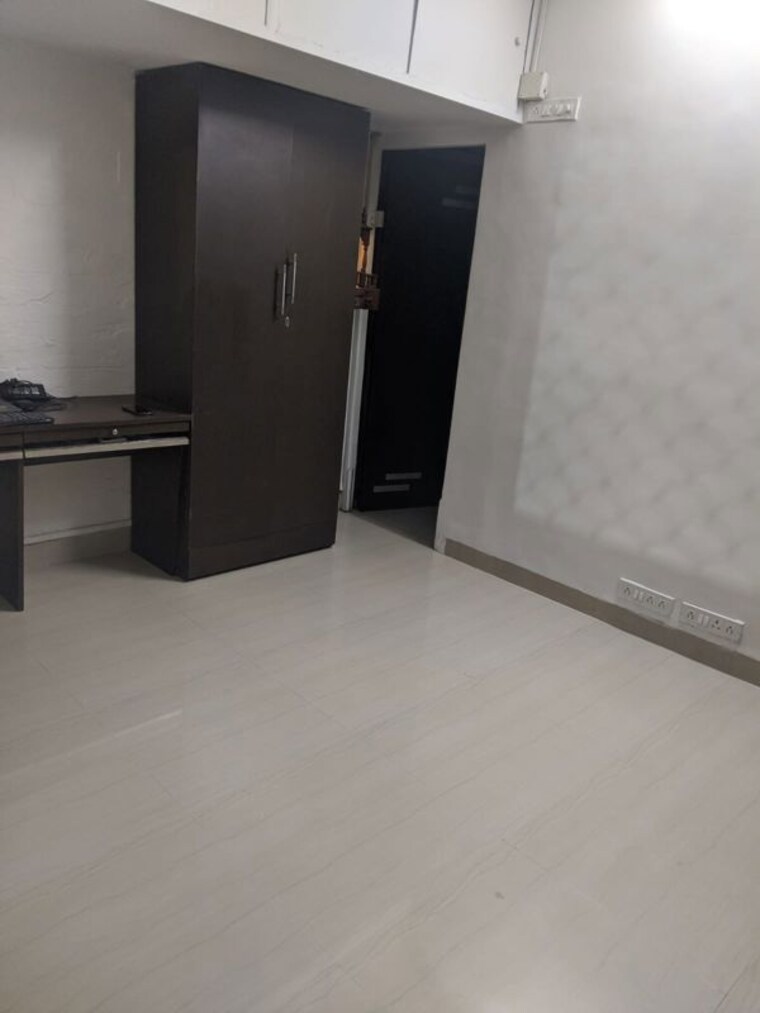 Room, jumbo-darshan 2 Bedroom 650 Sq.Ft. Apartment In Andheri East Mumbai 9864362