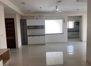 3 BHK Apartment For Rent in Jayabheri The Summit, Narsingi