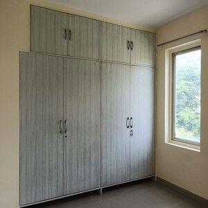 Room in 2 BHK Apartment at Piyush Heights, Sector 89 – for Sale