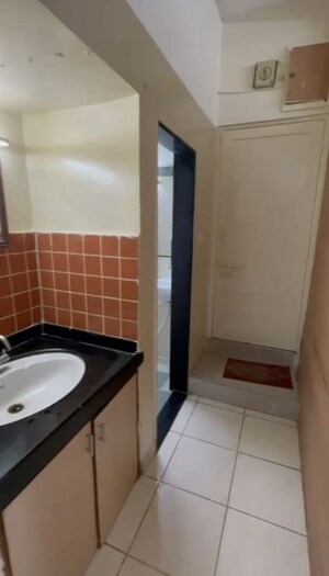 Bathroom in 5 BHK Apartment at Abhimanshree Society, Pashan – for Rent