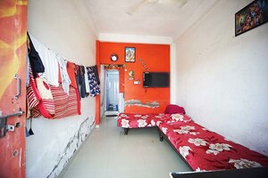 Bedroom in 2 BHK Independent House at Ellisbridge – for Sale