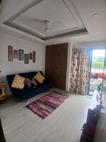 2 BHK 125 Sq.Yd. Builder Floor in Naraina