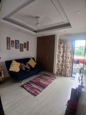 2 BHK Builder Floor For Rent in Naraina