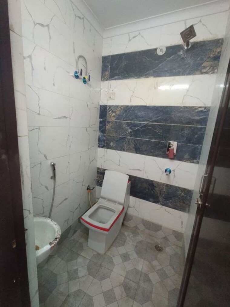 Team Area, dwarka mor 1 Bedroom 560 Sq.Ft. Builder Floor In Dwarka Mor Delhi 10487134