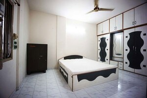 Bedroom in 4 BHK Apartment at Ellisbridge – for Sale