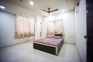 Bedroom in 4 BHK Apartment at Ellisbridge – for Sale