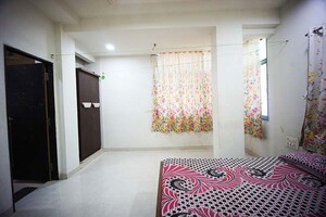 Bedroom in 4 BHK Apartment at Ellisbridge – for Sale