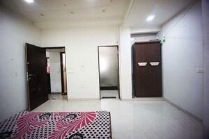 Bedroom in 4 BHK Apartment at Ellisbridge – for Sale