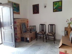 Living Room in 1 RK Builder Floor at Dayanand Colony – for Rent