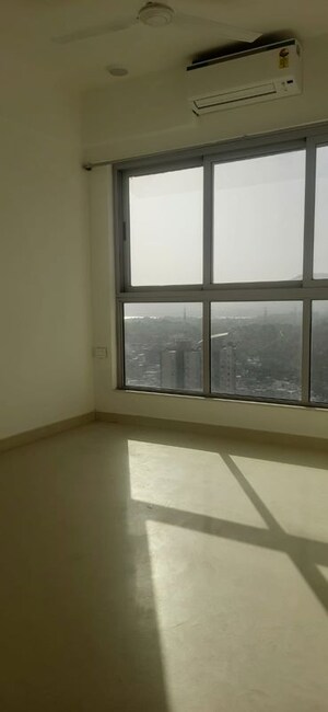Room in 3 BHK Apartment at Piramal Revanta, Mulund West – for Rent