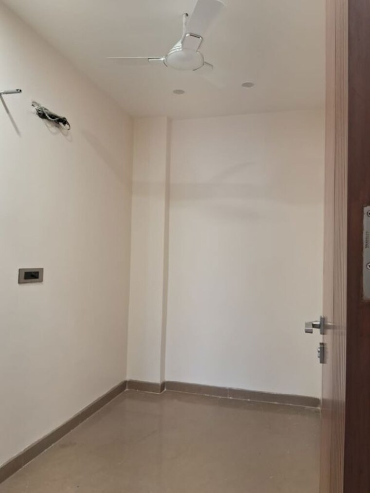 Room, vipul-world-floors 4 Bedroom 600 Sq.Yd. Builder Floor In Sector 48 Gurgaon 10487181