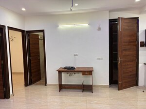 Room in 3 BHK Apartment at Dhakoli – for Rent