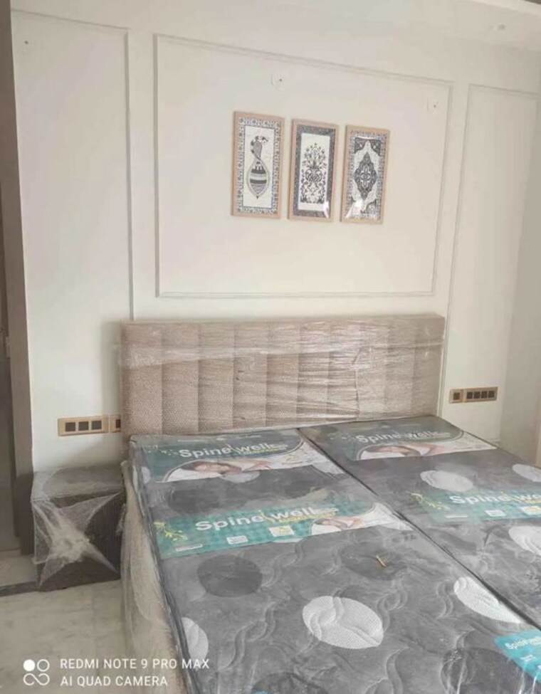 Bedroom, uppal-southend 3 Bedroom 200 Sq.Yd. Builder Floor In Sector 49 Gurgaon 10487206