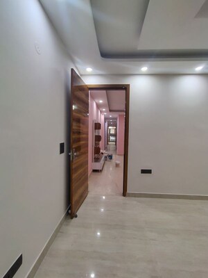 3 BHK Builder Floor For Rent in Malviya Nagar