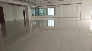 Room in  Office Space at Manisha Corporate Park, Mulund West – for Rent