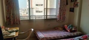 Bedroom in 3 BHK Apartment at Vastrapur – for Rent