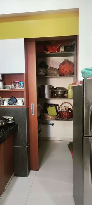 Furnished Amenities in 3 BHK Apartment at Vastrapur – for Rent