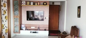 Furnished Amenities in 3 BHK Apartment at Vastrapur – for Rent