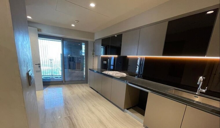 Kitchen, lodha-the-world-towers-world-one-tier-2 4 Bedroom 2267 Sq.Ft. Apartment In Worli Mumbai 10487294