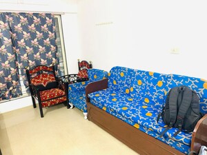 Bedroom in 1 BHK Apartment at Bindra Complex, Andheri East – for Sale