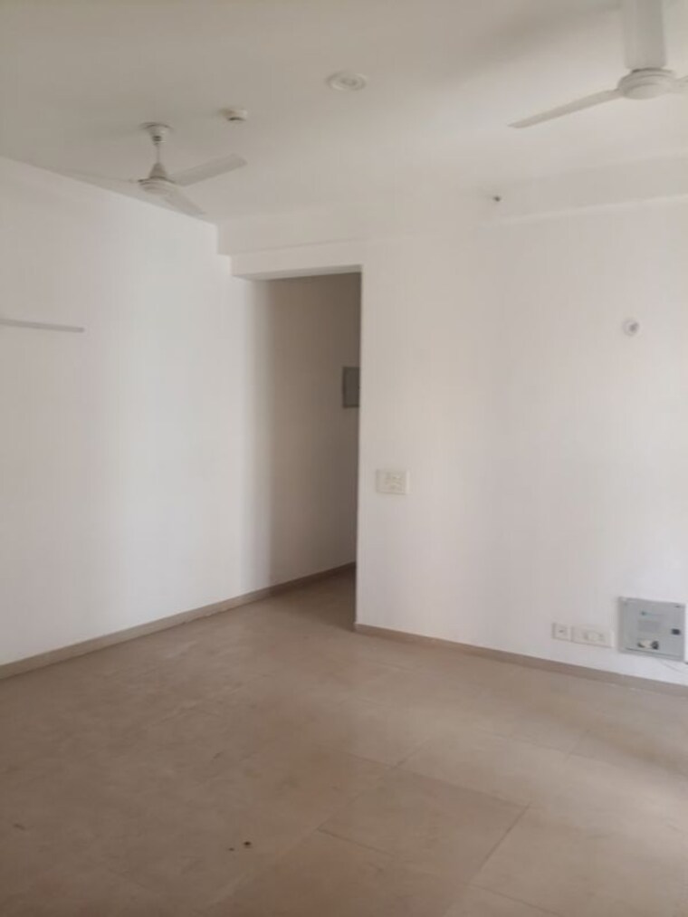 Room, mahagun-mywoods 3 Bedroom 1235 Sq.Ft. Apartment In Sector 16c Greater Noida Greater Noida 10487354
