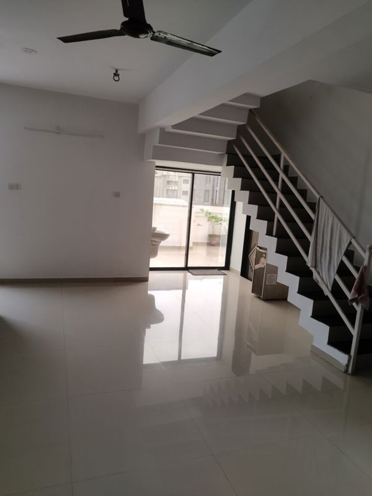 undefined, vesu 4 Bedroom 4600 Sq.Ft. Penthouse In Vesu Surat 10487338