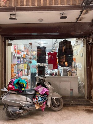  Shop For Sale in Govindpuri