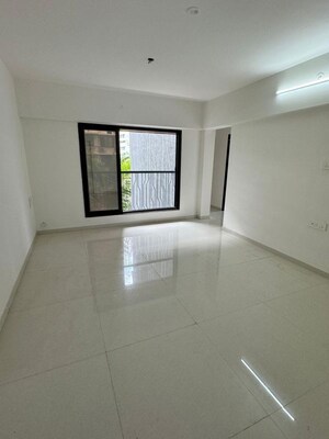 2 BHK Apartment For Sale in Madhukar Terrace, Borivali West