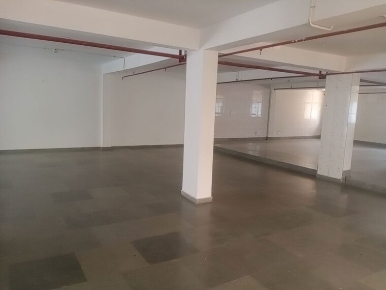Hall, okhla industrial estate phase 1 Commercial Warehouse 3000 Sq.Ft. In Okhla Industrial Estate Phase 1 Delhi 10487426