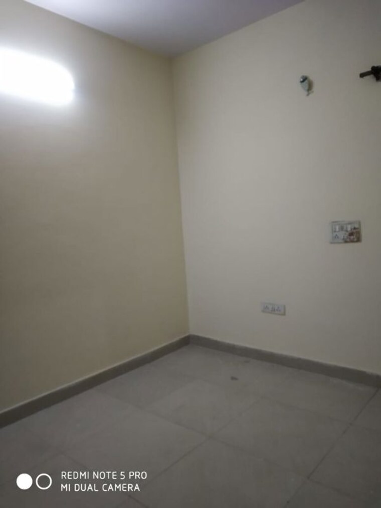 Room, kalkaji 1 Bedroom 555 Sq.Ft. Builder Floor In Kalkaji Delhi 10487438