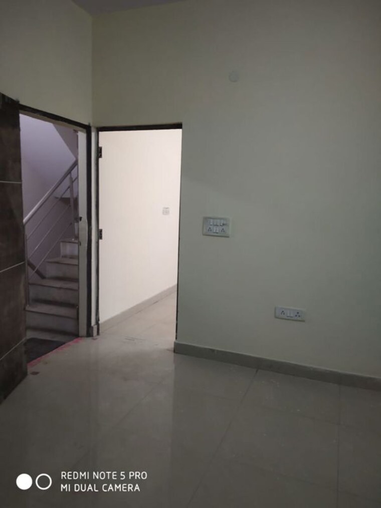 Room, kalkaji 1 Bedroom 555 Sq.Ft. Builder Floor In Kalkaji Delhi 10487438